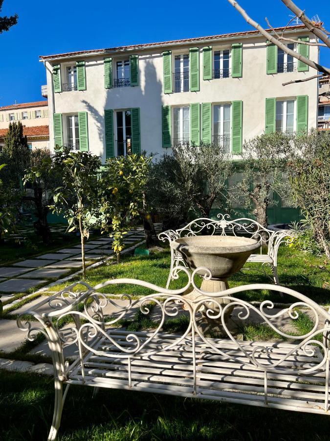 Amazing New In The Heart Of The Old Town Of