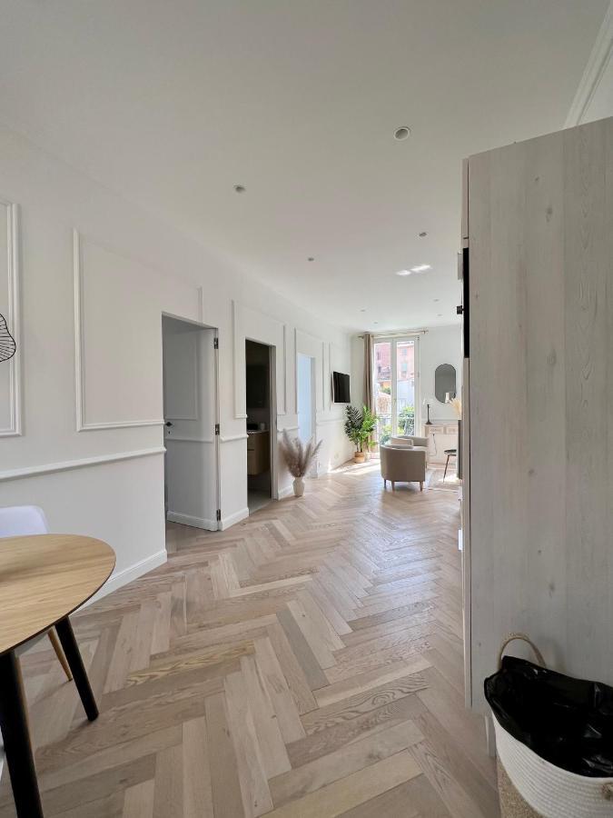 Amazing New In The Heart Of The Old Town Of