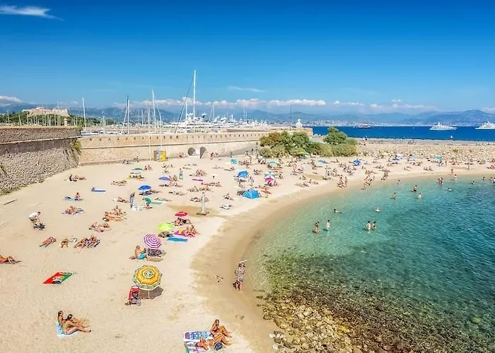 Amazing New Property In The Heart Of The Old Town Of Antibes