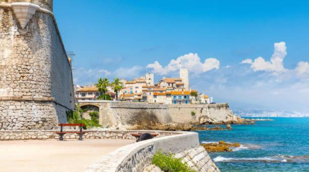 Appartement Amazing New In The Heart Of The Old Town Of Antibes