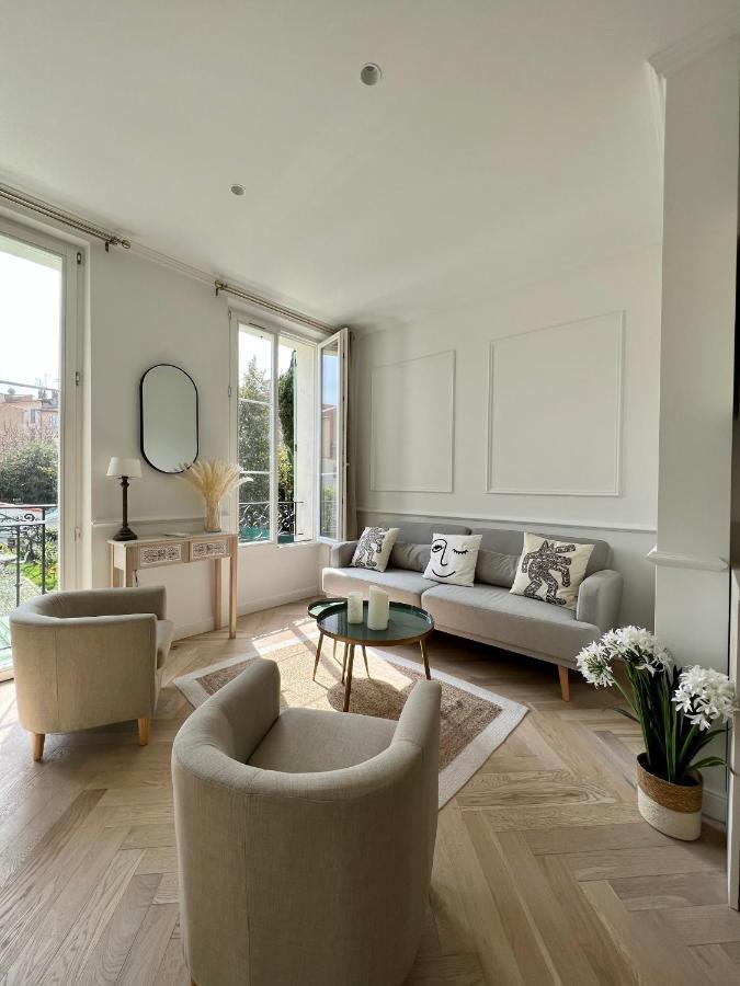 Appartement Amazing New In The Heart Of The Old Town Of *